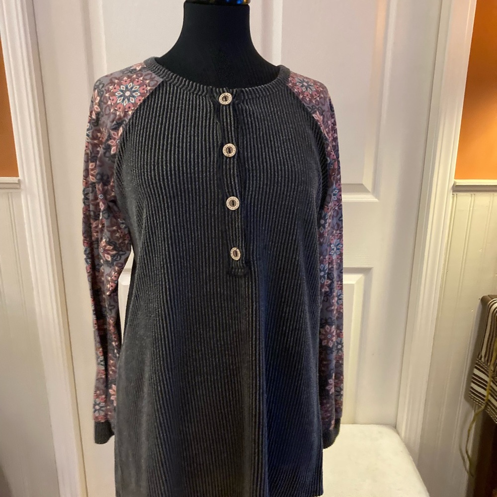 HEIMISH USA Striped Gray Top